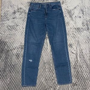American Eagle Mom Jeans!